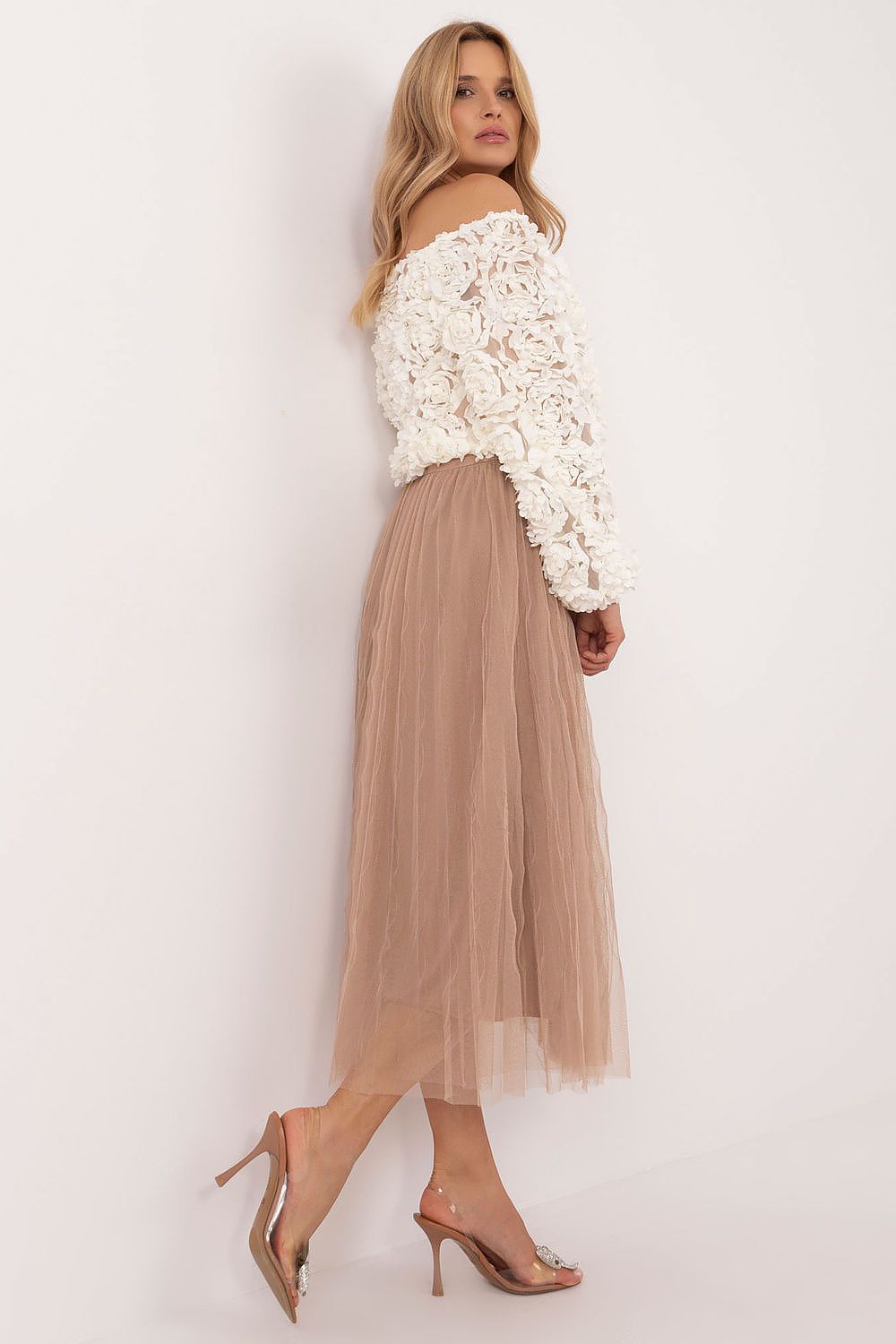 Elegant midi tulle skirt for women in EU 0 by Factory Price, featuring a lightweight polyester design with comfortable fit and smooth lining.