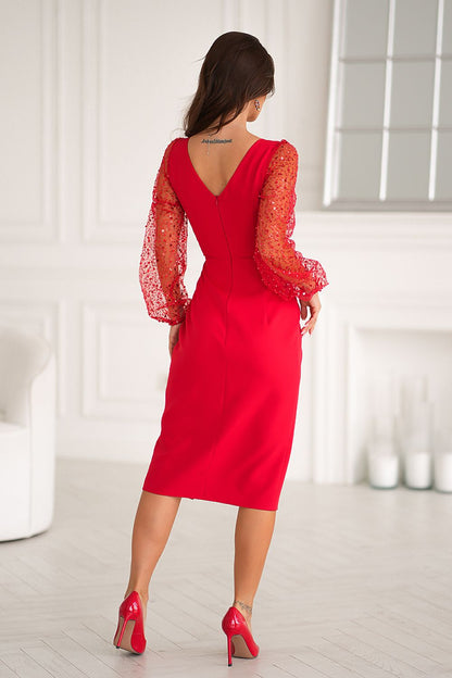 Chic Bicotone evening dress with a delicate heart-shaped neckline, adorned with radiant sequin sleeves.