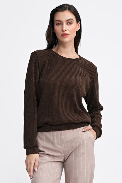 Trendy Nife women's blouse with a minimalist round neckline and luxurious ribbed fabric, perfect for layering.