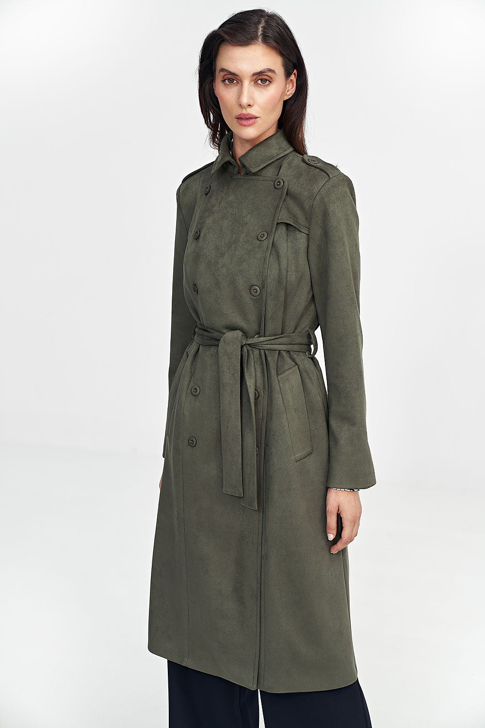Full view of Nife's sophisticated Nubuck Over-the-Knee Coat styled with a belt to accentuate the waist, ideal for colder days.