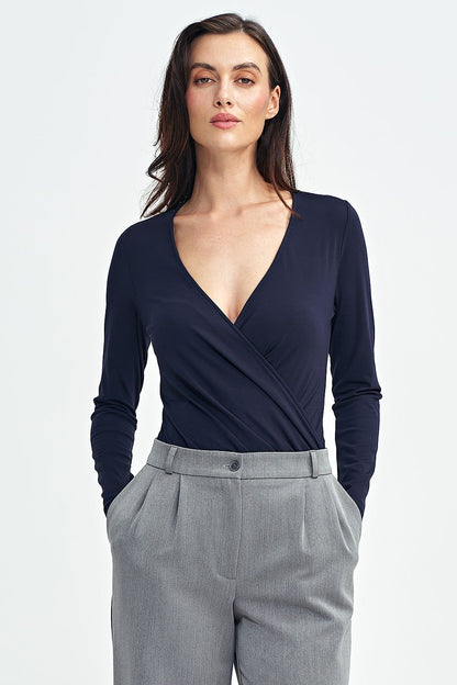 Elegant Nife shapewear bodysuit featuring an envelope neckline and slim sleeves, available in sizes EU 36-42, perfect for a chic and comfortable fit.