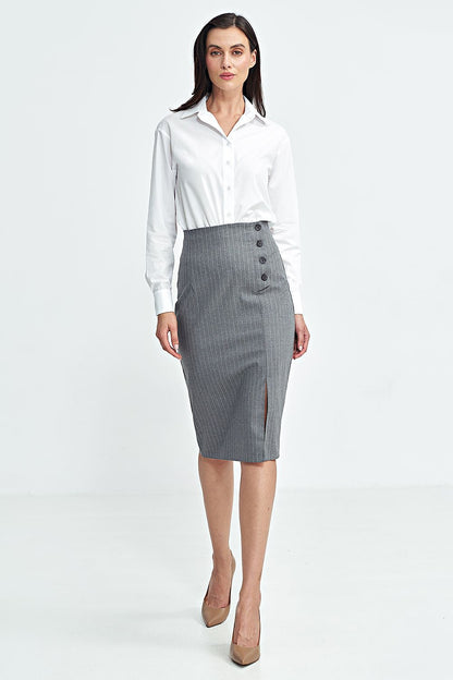 Elegant high-waisted skirt with slit and decorative button closure from Nife, showcasing luxurious tennis-type stripes, perfect for any stylish wardrobe.
