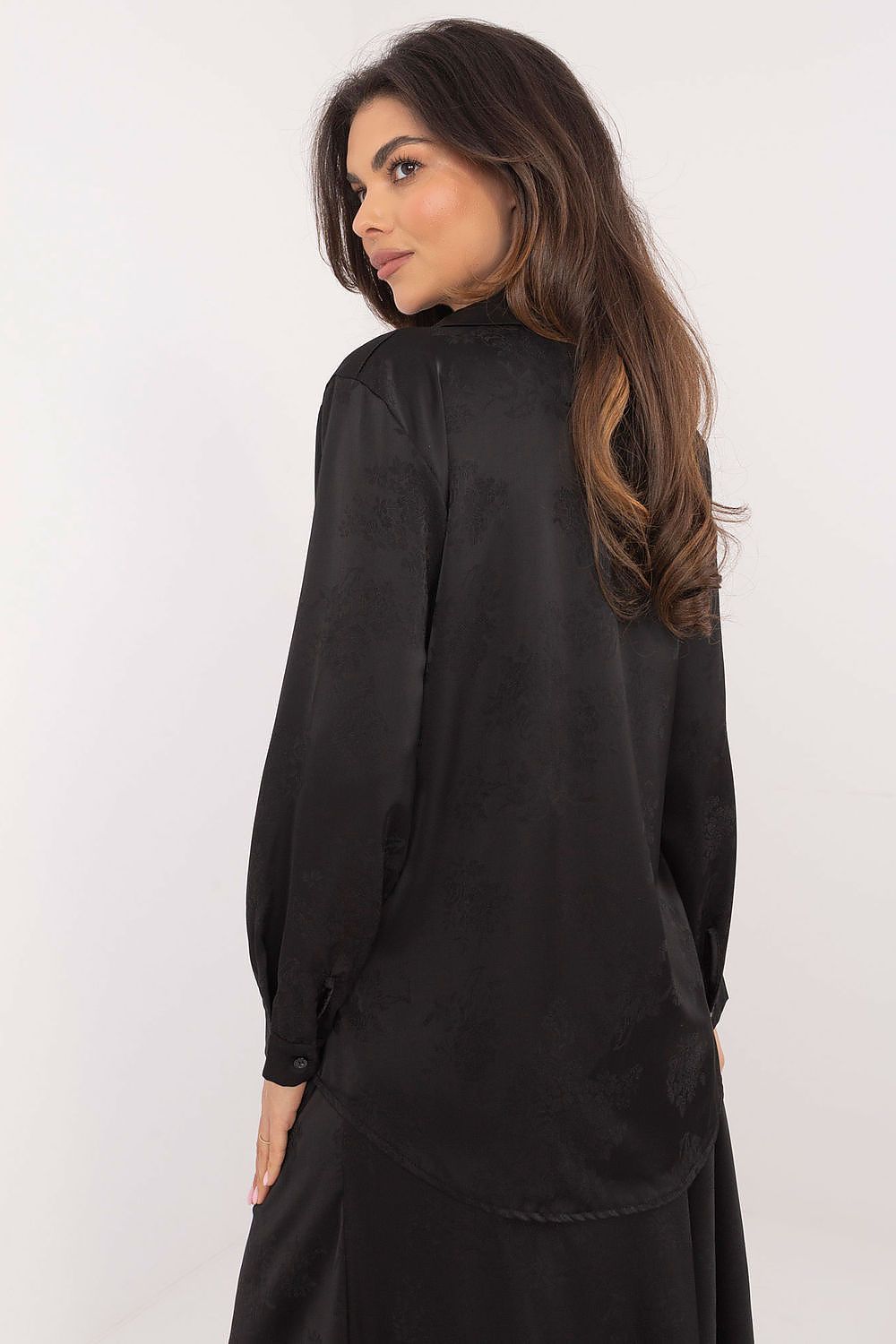 Close-up of the luxurious fabric of Italy Moda's long sleeve shirt, showcasing its high-quality polyester blend and beautiful embroidered details.