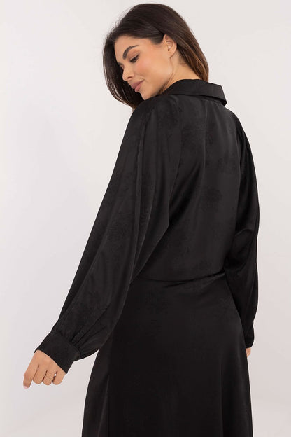 Luxurious long buffet sleeve shirt with a romantic touch, designed by Italy Moda, crafted from high-quality polyester and elastane for comfort and style, perfect for every woman's wardrobe.