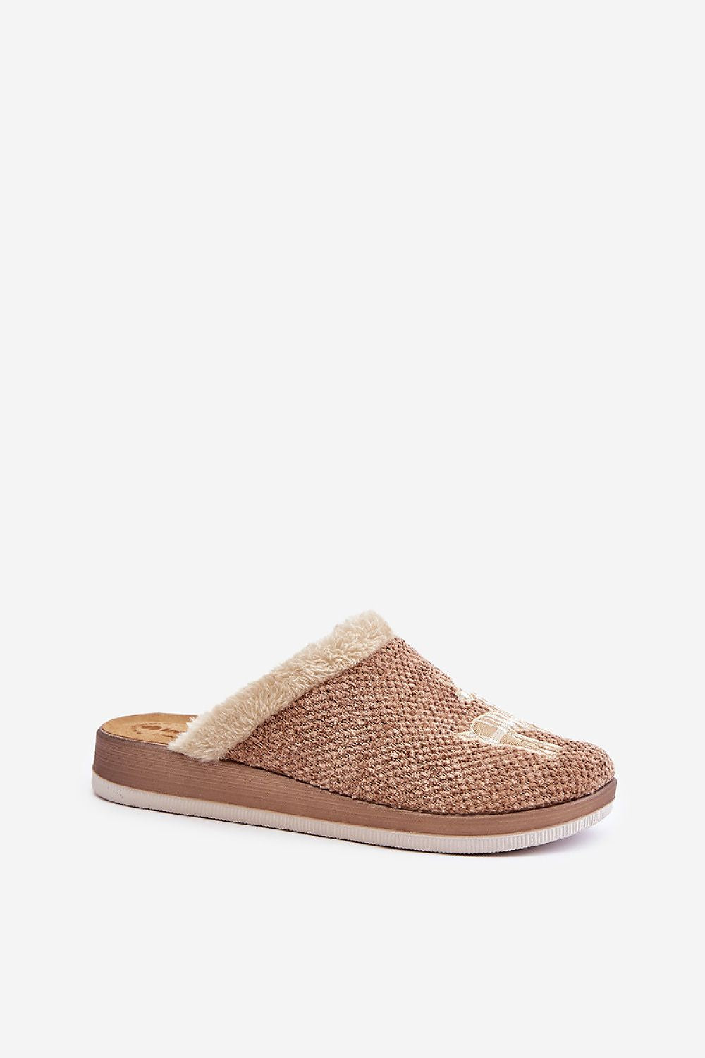 Comfortable and chic luxury women's slippers from INBLU, designed with flexibility and ease in mind by Step in Style, available in sizes EU 35-41.