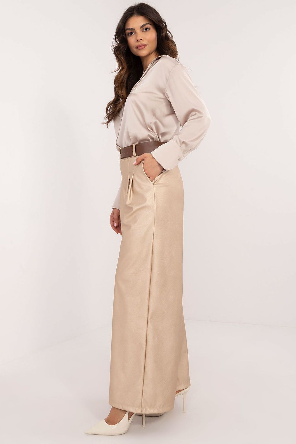 High Resolution Image of Women's Luxury Wide Leg Trousers by Italy Moda, Highlighting Eco Leather Material and Fashionable Fit.