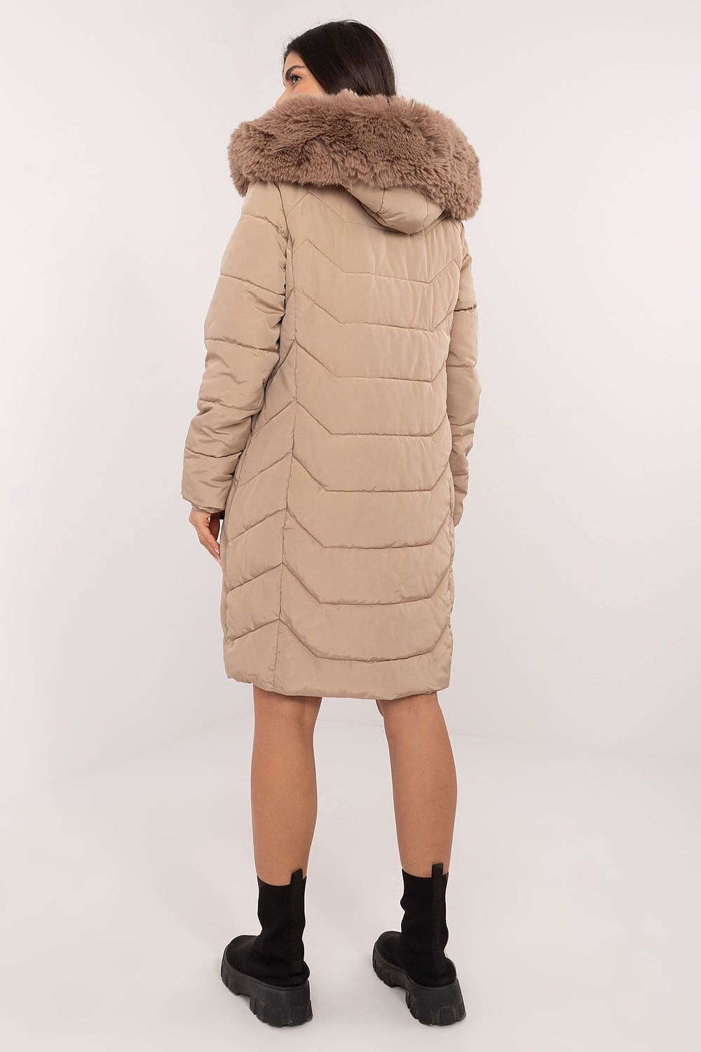 Luxury women's quilted down jacket with detachable fur hood, perfect for autumn and winter by Factory Price.