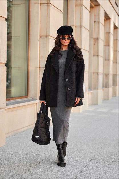 Elegant Roco Fashion Camila Jacket showcasing quilted warmth and sophisticated design, perfect for autumn and winter styling.