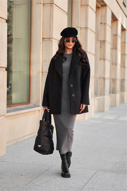 Elegant Roco Fashion Camila Jacket showcasing quilted warmth and sophisticated design, perfect for autumn and winter styling.