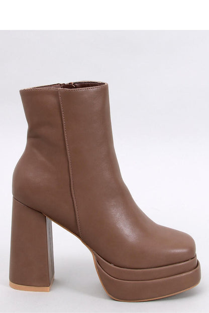 Exquisite Inello women's platform heel boots featuring a sophisticated 12 cm heel, elegantly styled in organic leather.