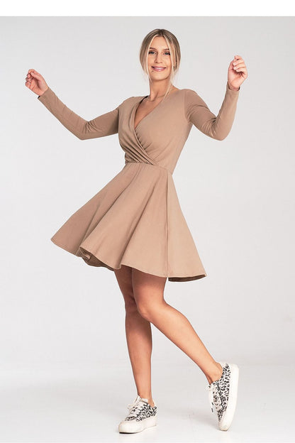 Versatile Figl cotton dress that effortlessly transitions from day to evening wear with its elegant design.