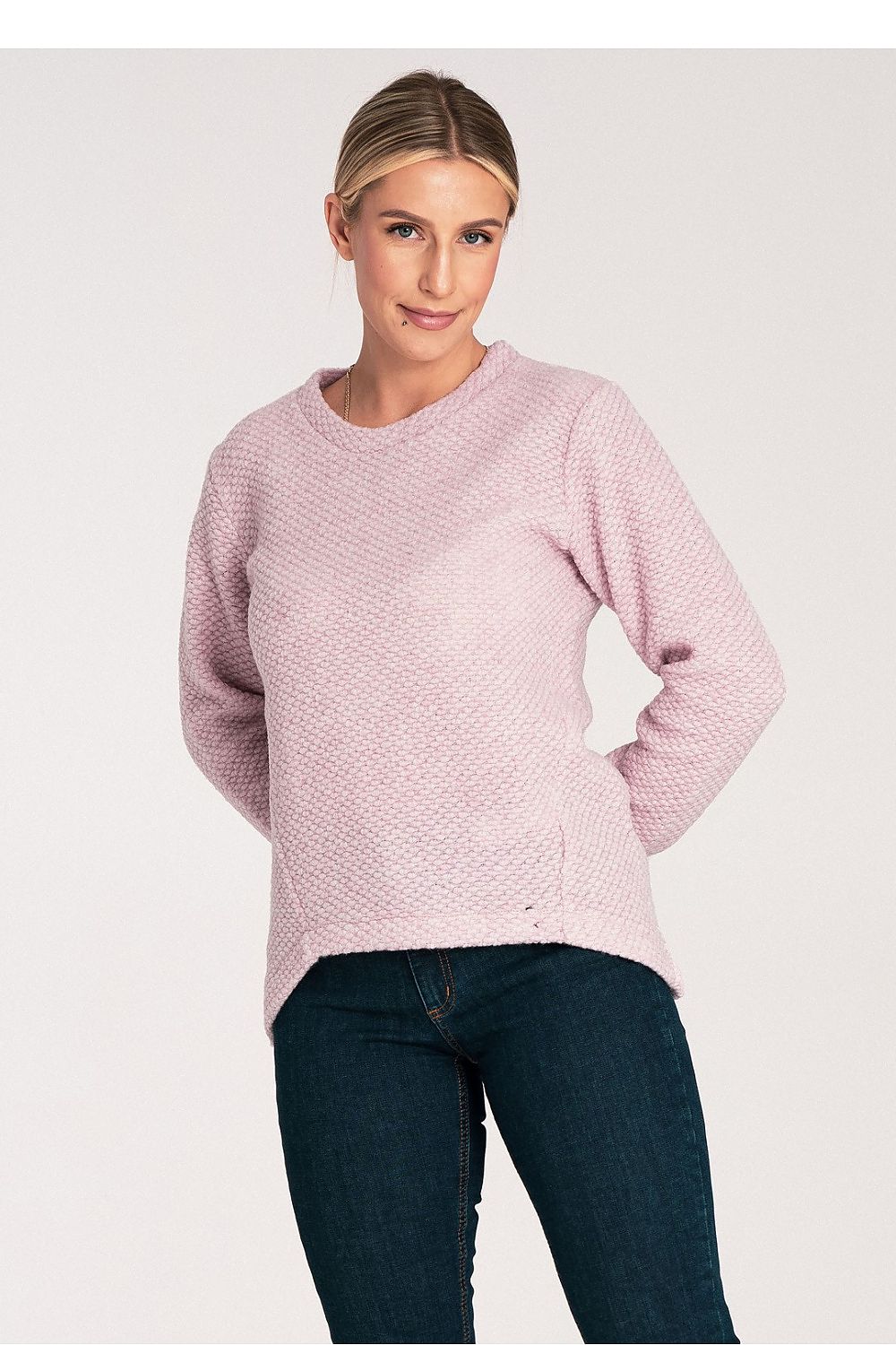 Luxurious Figl asymmetrical sweater featuring long sleeves and a round neckline, perfect for stylish layering.