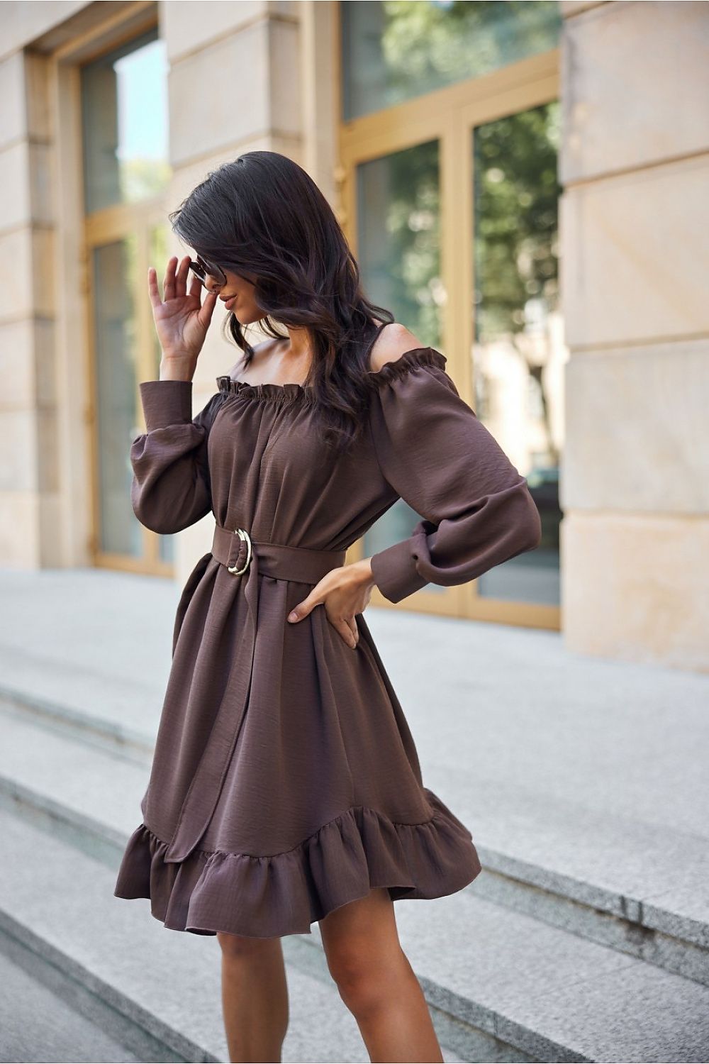 Versatile Roco Fashion daydress with wide sleeves and elegant ruffles, ideal for holiday styling.