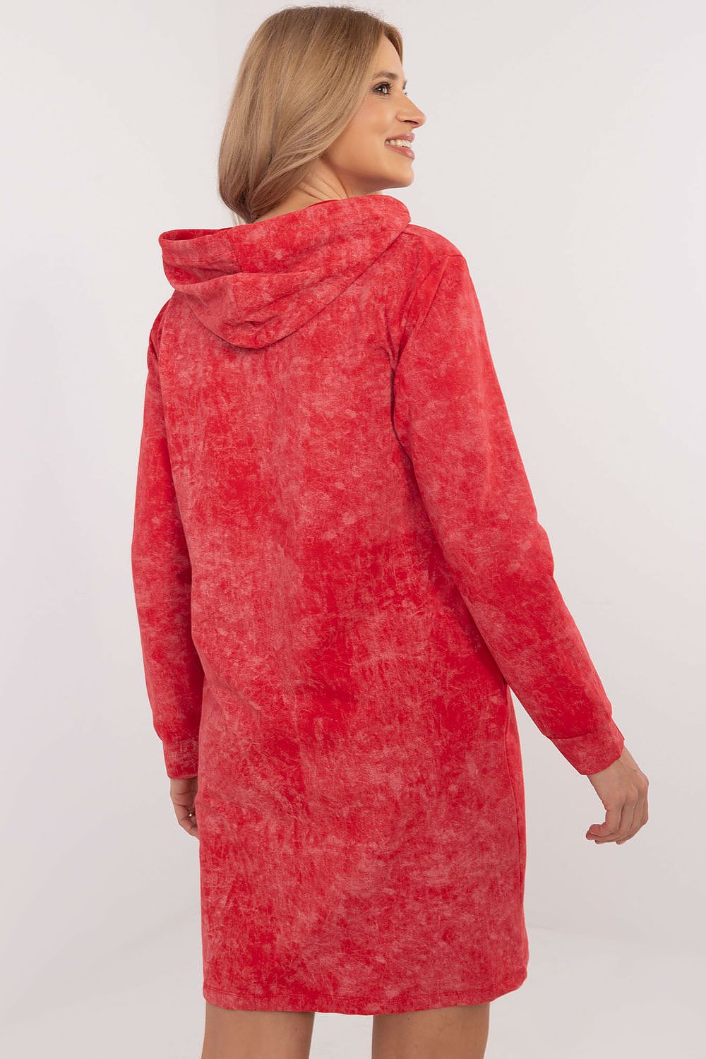 Relevance sweatshirt dress in a contemporary marble design, crafted from a comfortable cotton elastane blend, perfect for everyday casual elegance.