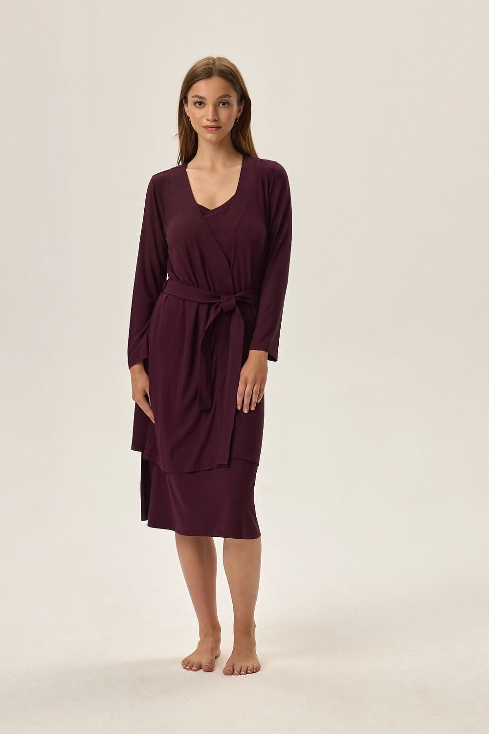 Luxury Purple Fleur Lightweight Bathrobe by Henderson featuring elegant V-neck design, ideal for warm days and comfortable lounging.