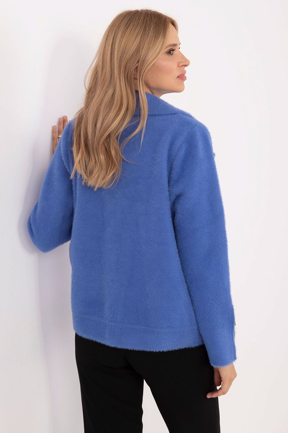 Versatile and stylish women's jacket by MBM, perfect for everyday wear in all autumn and winter settings.