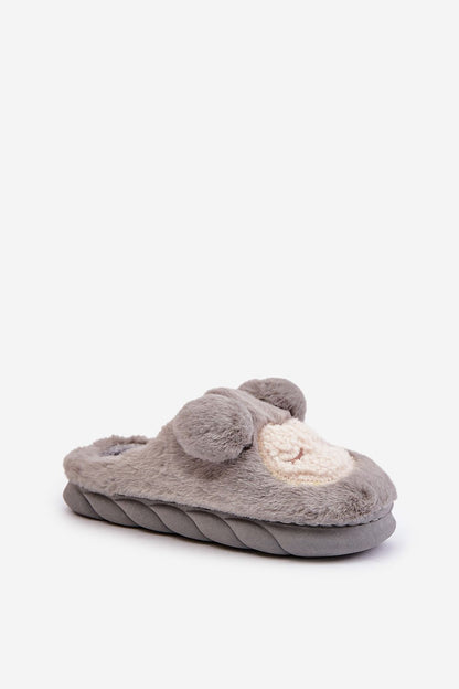 Stylish thick sole design of luxury women's fur slippers by Step in Style, ensuring stability and comfort during winter.