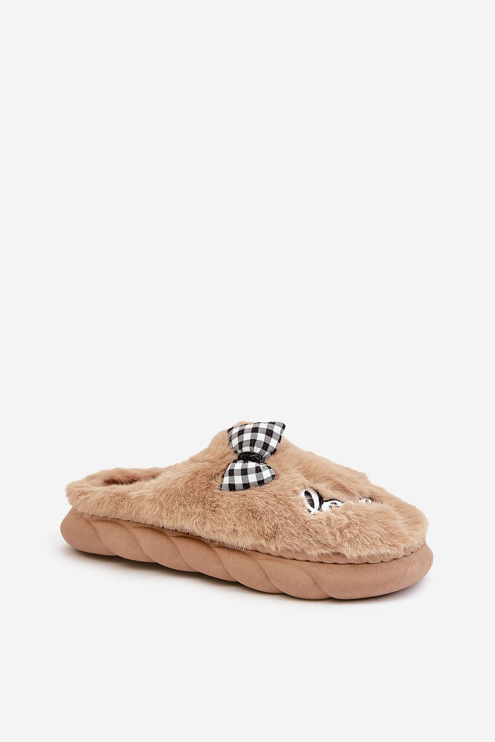 Stylish women's luxury slippers with plush fur and decorative details by Step in style, ideal for keeping warm and fashionable.