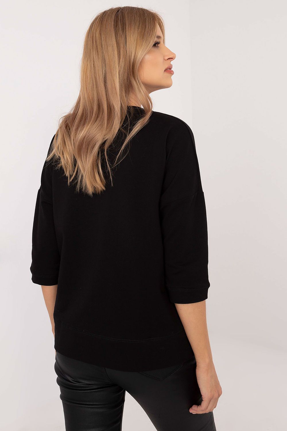 Versatile round neckline blouse with 3/4 sleeves, crafted by Factory Price for the modern woman, embodying comfort and sophisticated style.