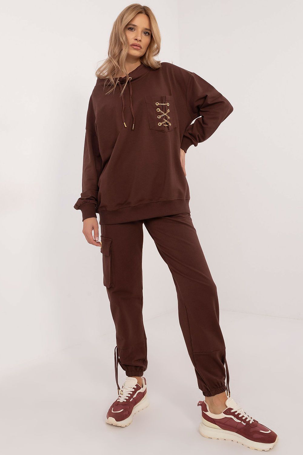 Luxury women's stylish tracksuit set featuring a cotton blend sweatshirt and pants by Factory Price, designed for comfort and chic appeal.