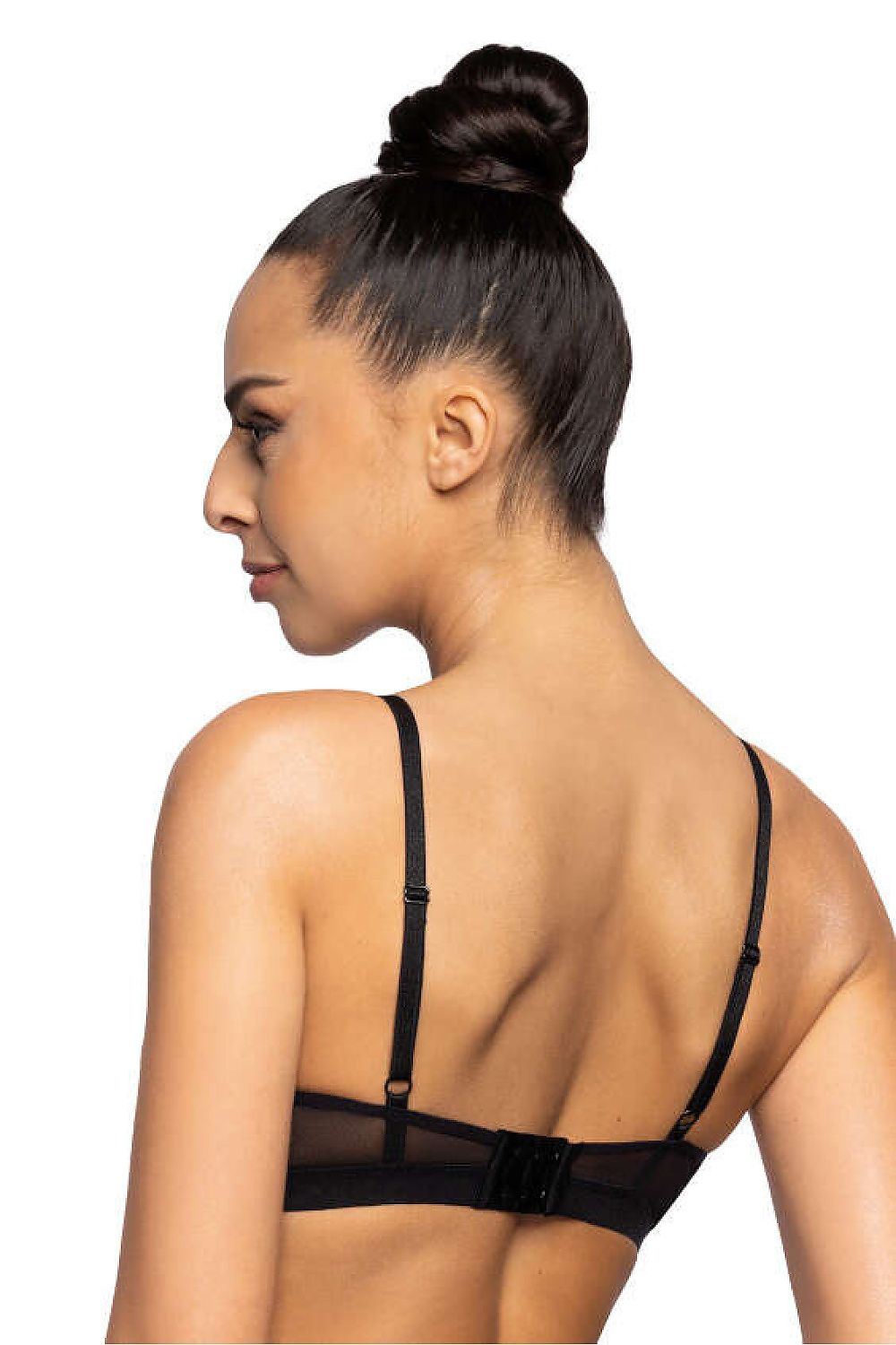 Luxury black triangle bralette by Mat, featuring adjustable straps, made of soft mesh material, suitable for sizes EU 65B to 90B.