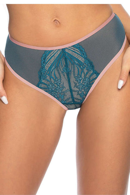 Close-up of Sybilla grey lace panties, exquisite lingerie by Mat, designed to flatter and embrace the feminine silhouette.