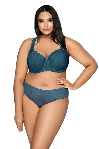 Stunning back view of the Carmela Big Lace Padded Bra by Mat, showcasing intricate lace bavette and elegant wide decorative straps designed for sizes EU 65G to 95F, perfect for enhancing natural bust shape.