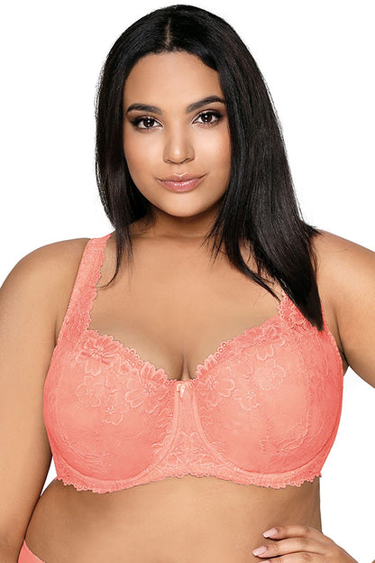 Elegant Carmela Big Padded Bra by Mat featuring luxurious lace cups and adjustable straps for a perfect fit, designed for comfort and style in large sizes.