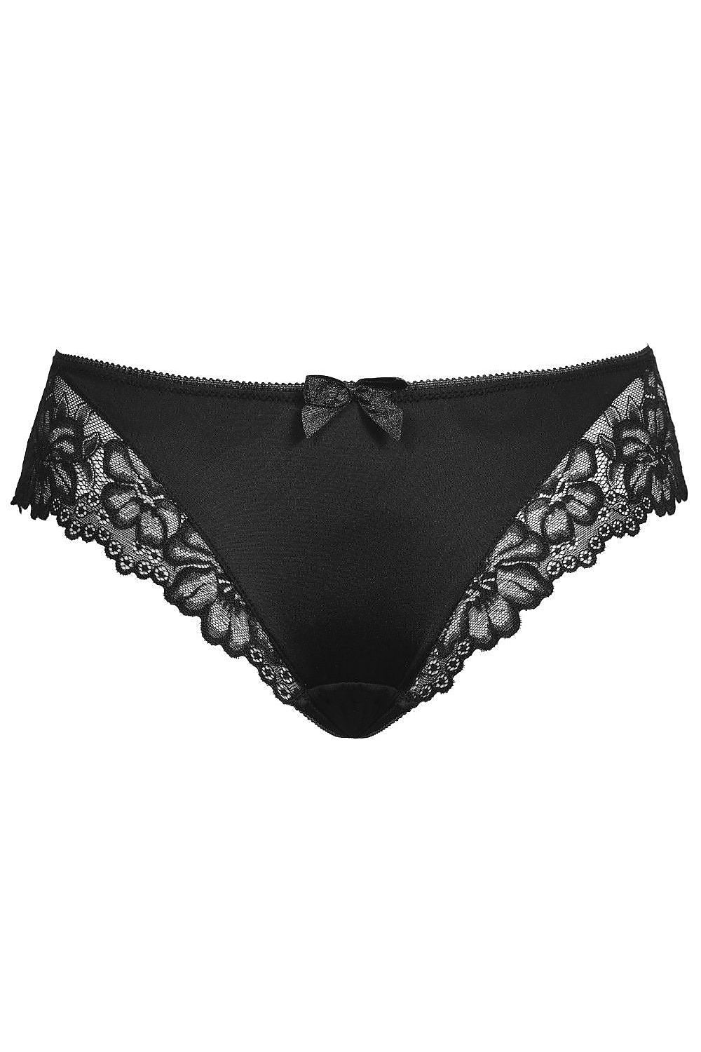 Elegant lace trim women's panties by Mat, showcasing a classic design in a luxurious cotton blend, EU sizes 36-44, US sizes 4-12.