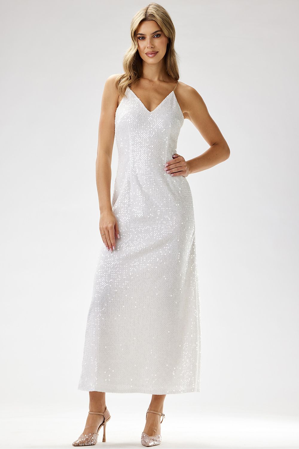 Elegant Dazzling Evening Maxi Dress by awama featuring luxurious velour fabric and shimmering sequins, perfect for glamorous occasions and designed to accentuate the silhouette.