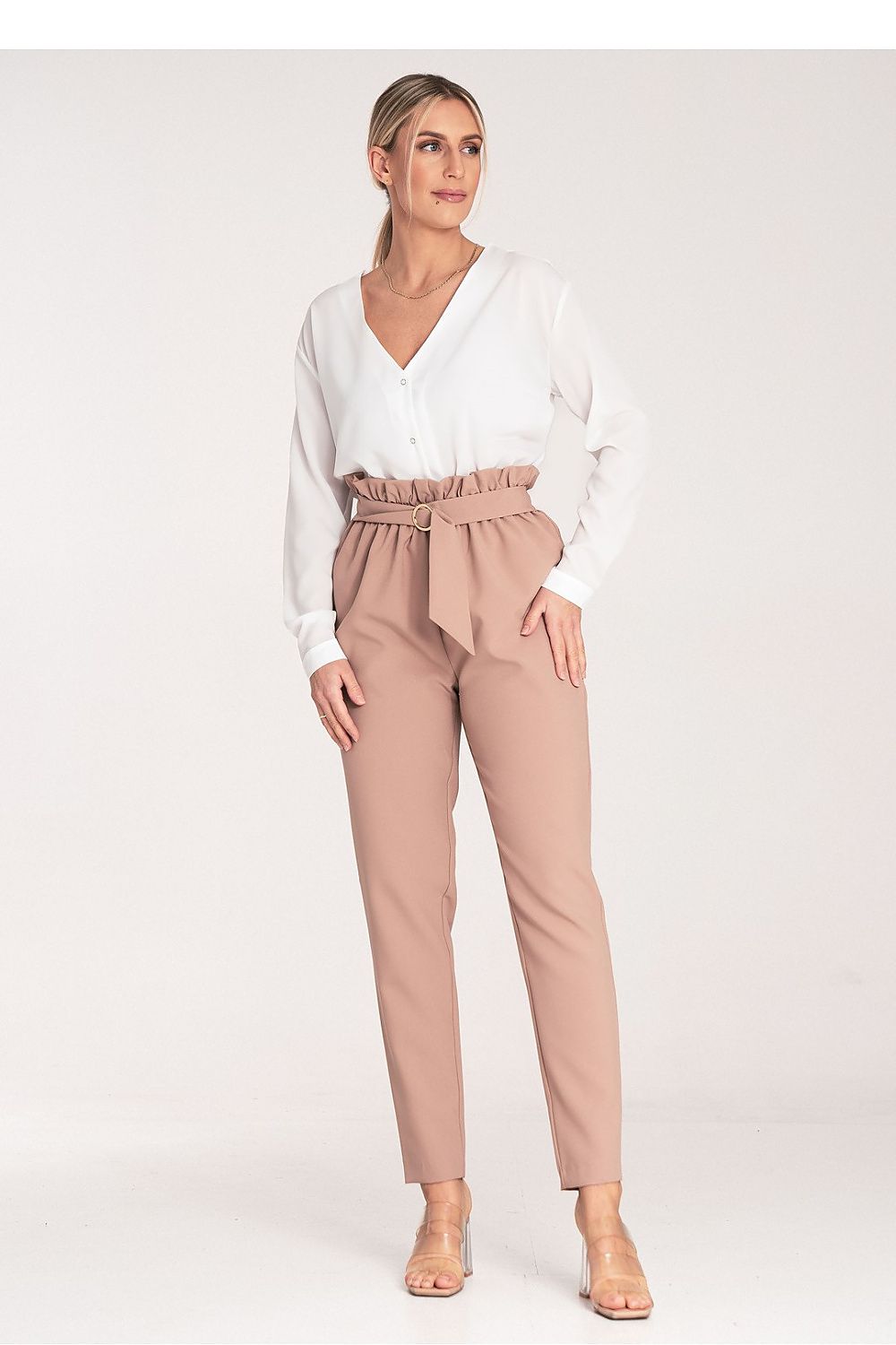 Chic women's Figl trousers in luxurious polyester, showcasing a tapered design with side pockets and a stunning gold decorative buckle for a refined look.