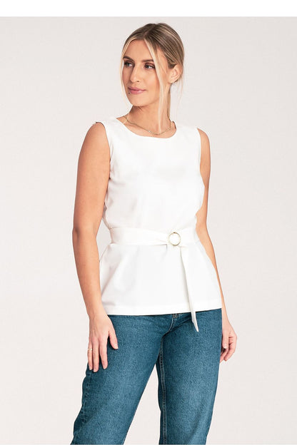 Elegant Figl trapezoidal blouse featuring a gold buckle, showcasing the luxurious design and unique boat neckline.