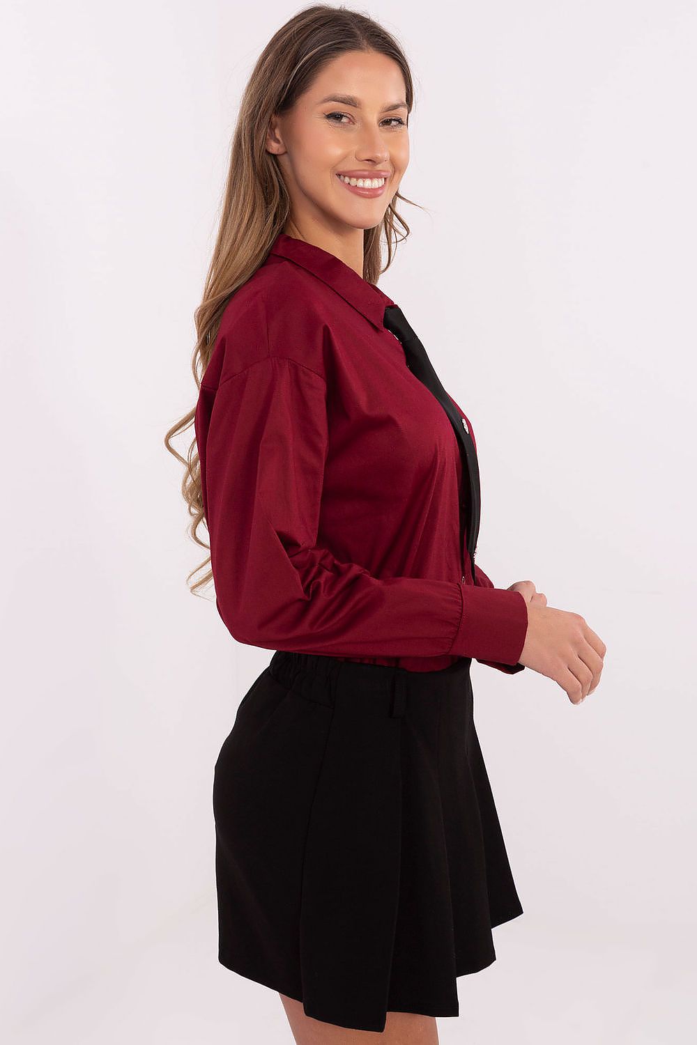Elegant cotton long sleeve shirt with removable tie styled for casual elegance by Italy Moda. Perfect fit for everyday wear, offering comfort and classic style.