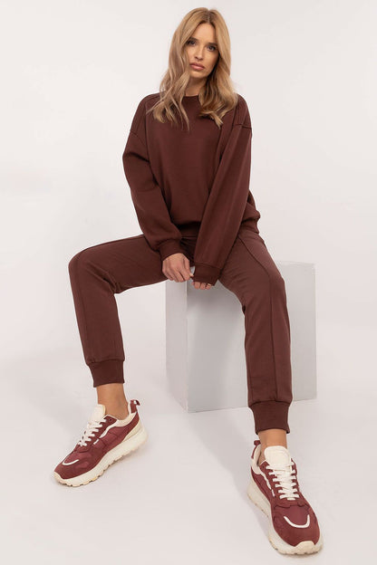Premium Factory Price women's casual sweatshirt, exemplifying luxury with its timeless design and comfortable fit for a chic, everyday style.