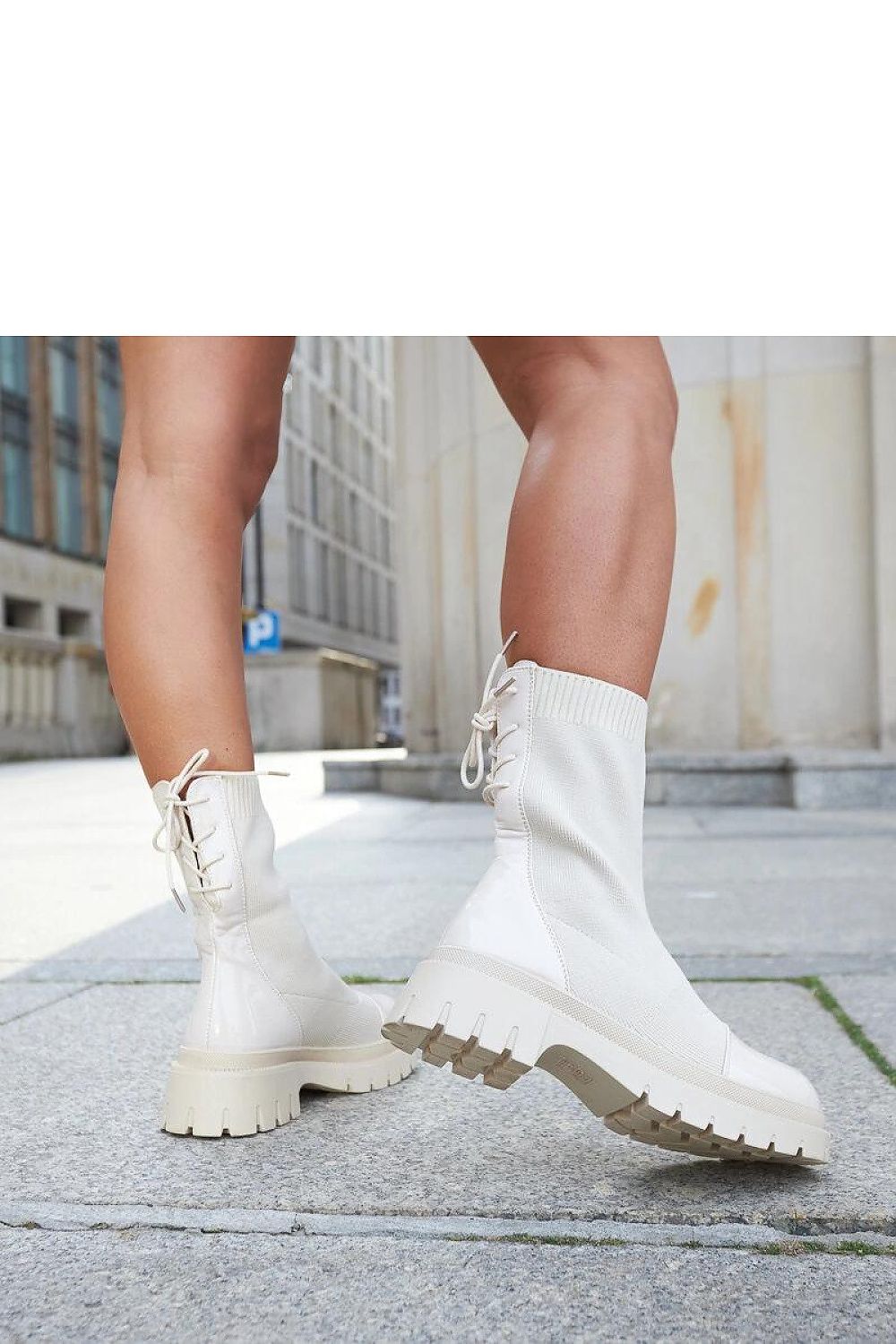 Solea Albertina Beige Patent Leather Ankle Boots - Elegant sock-style design with a medium heel, perfect for luxurious everyday wear.