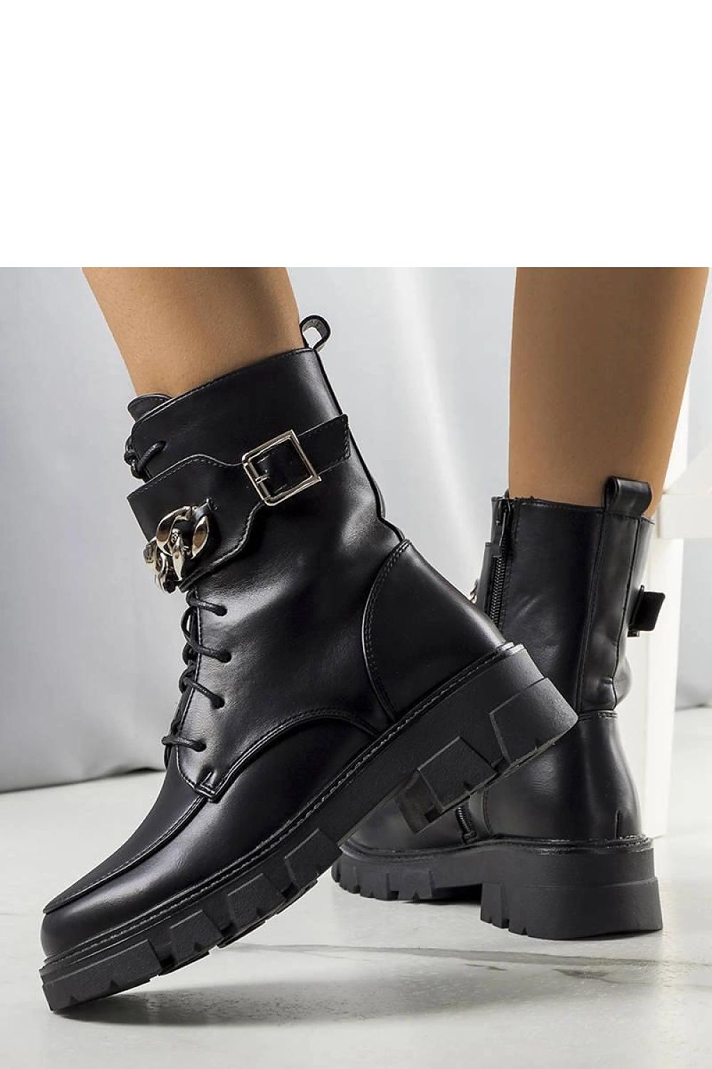 Stylish Solea Black Insulated Timur Traper Boots with durable synthetic sole and 4.5 cm heel, designed for comfort and elegance in casual wear.