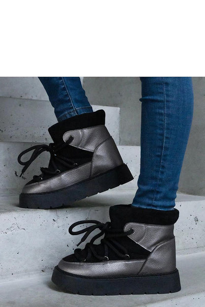 Stylish Platform Snow Boots in Beige by Solea, featuring eco-leather construction and adjustable laced closure.