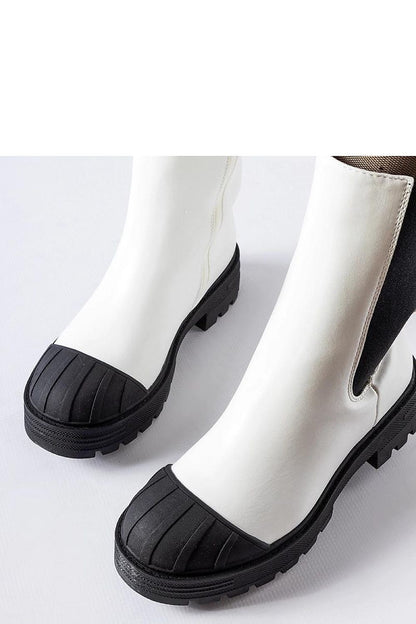 Solea Classic Insulated Sable Boots displayed from the side, showcasing their chic design and sturdy zipper for easy wear.