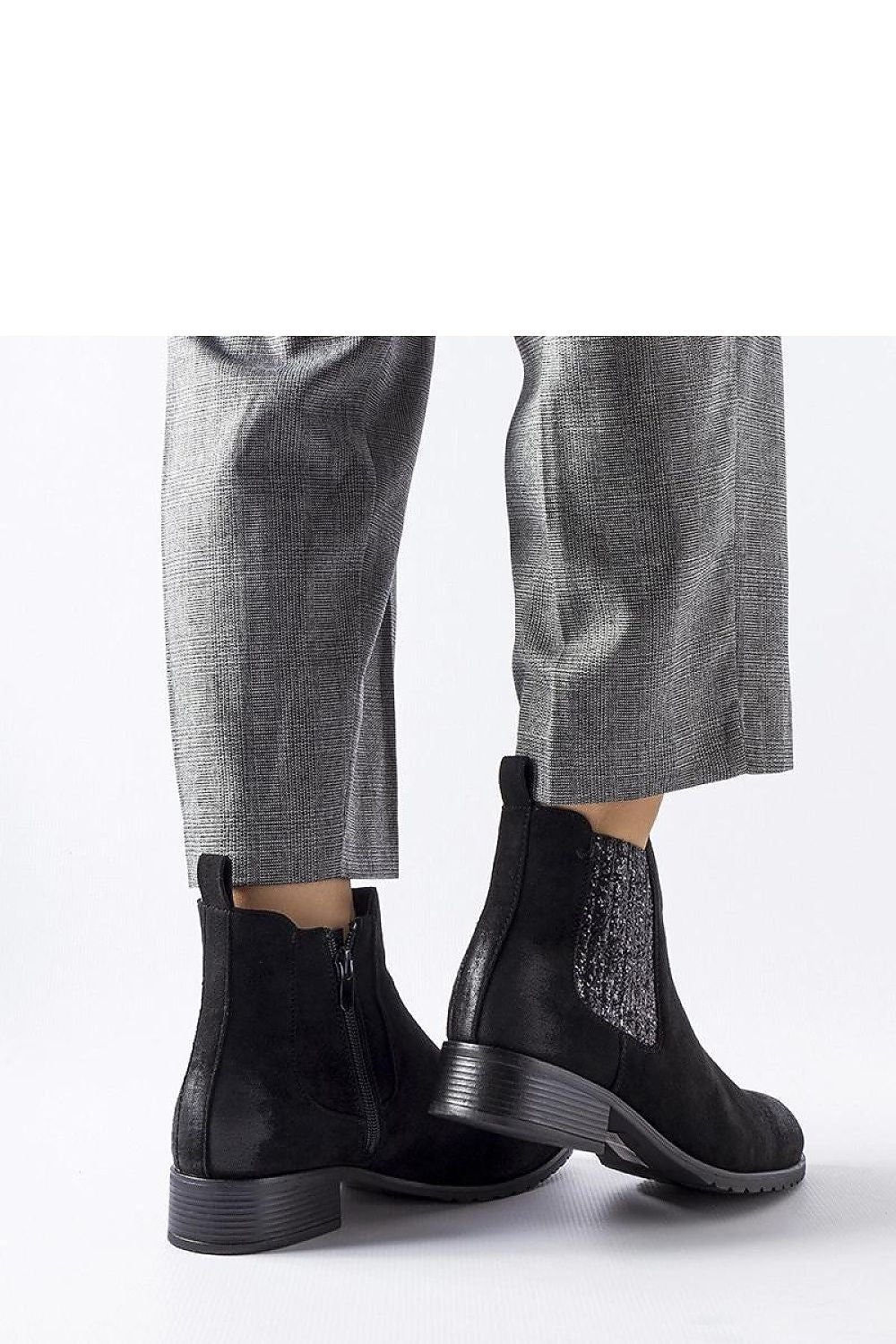 Elegant Solea Black Arnoux winter boots with eco leather construction and insulated collar, designed for warmth and style during the colder months.