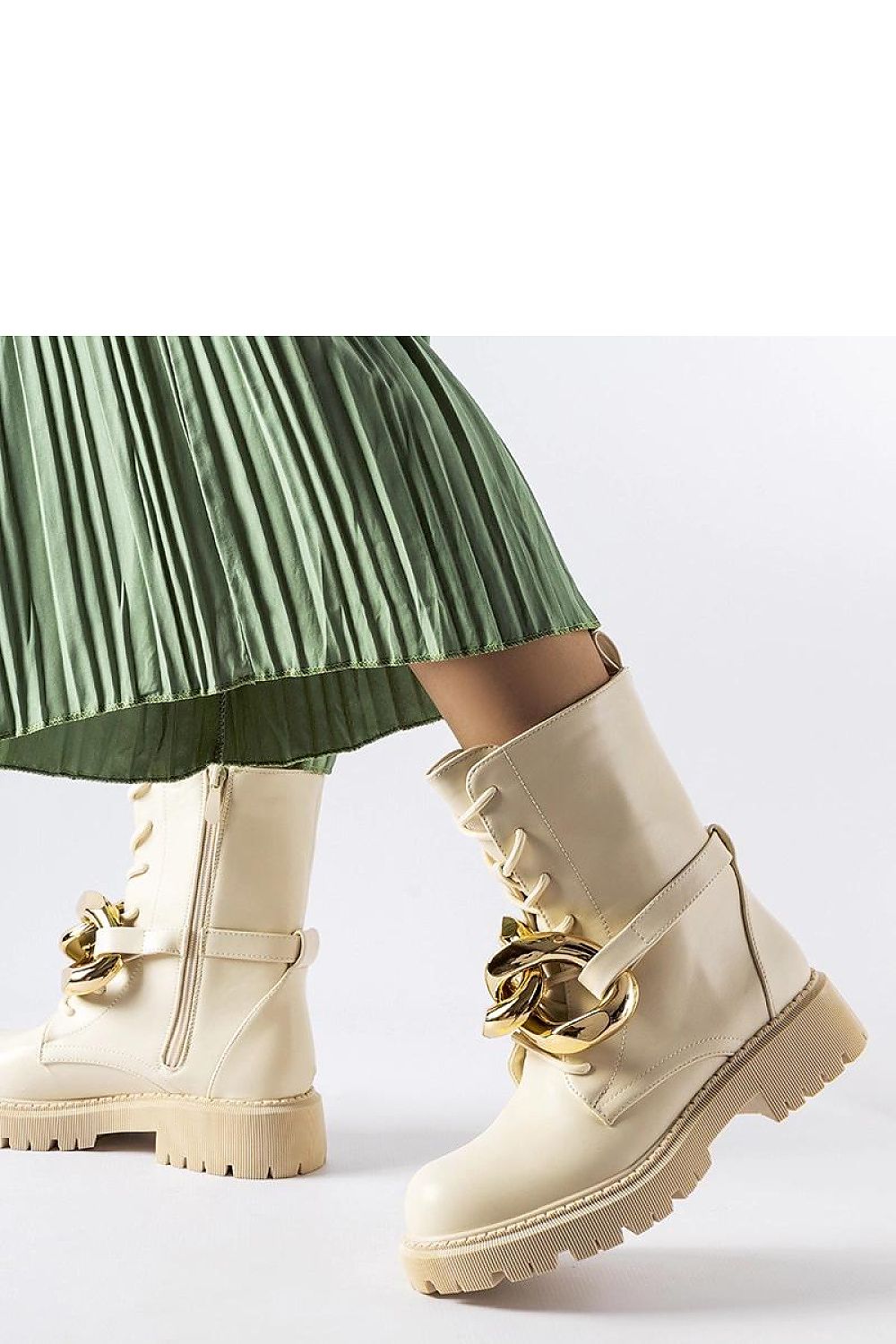 Luxurious Solea Beige Sneakers with Gold Chain, EU 36-41 | US 5.5-10.5, crafted from high-quality synthetic leather, showcasing a stylish design for elevated fashion.