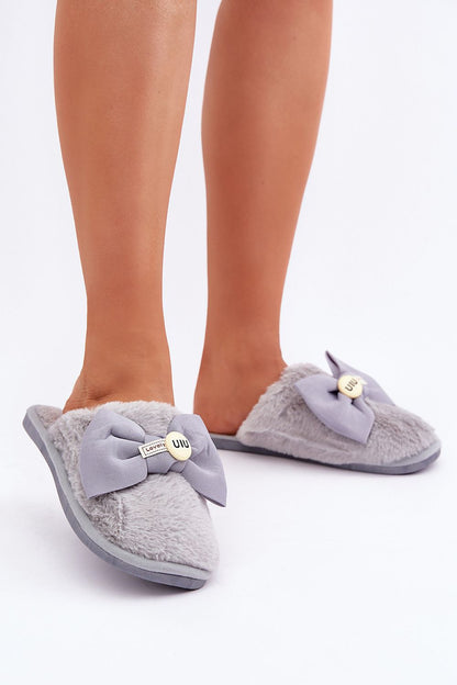 Luxury Women's Warm Slippers by Step in Style, EU 36/37 | US 6, featuring soft fur and a charming bow for ultimate comfort and style.