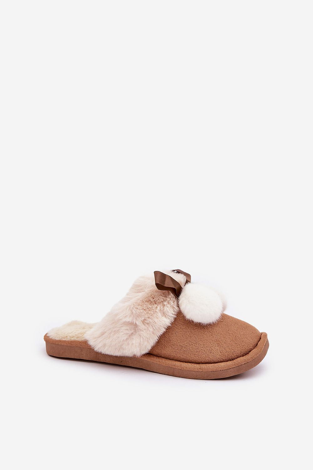 Step in Style Luxury Women's Fur Lined Slippers - EU 36-41, featuring plush fur lining for ultimate warmth and stylish comfort.