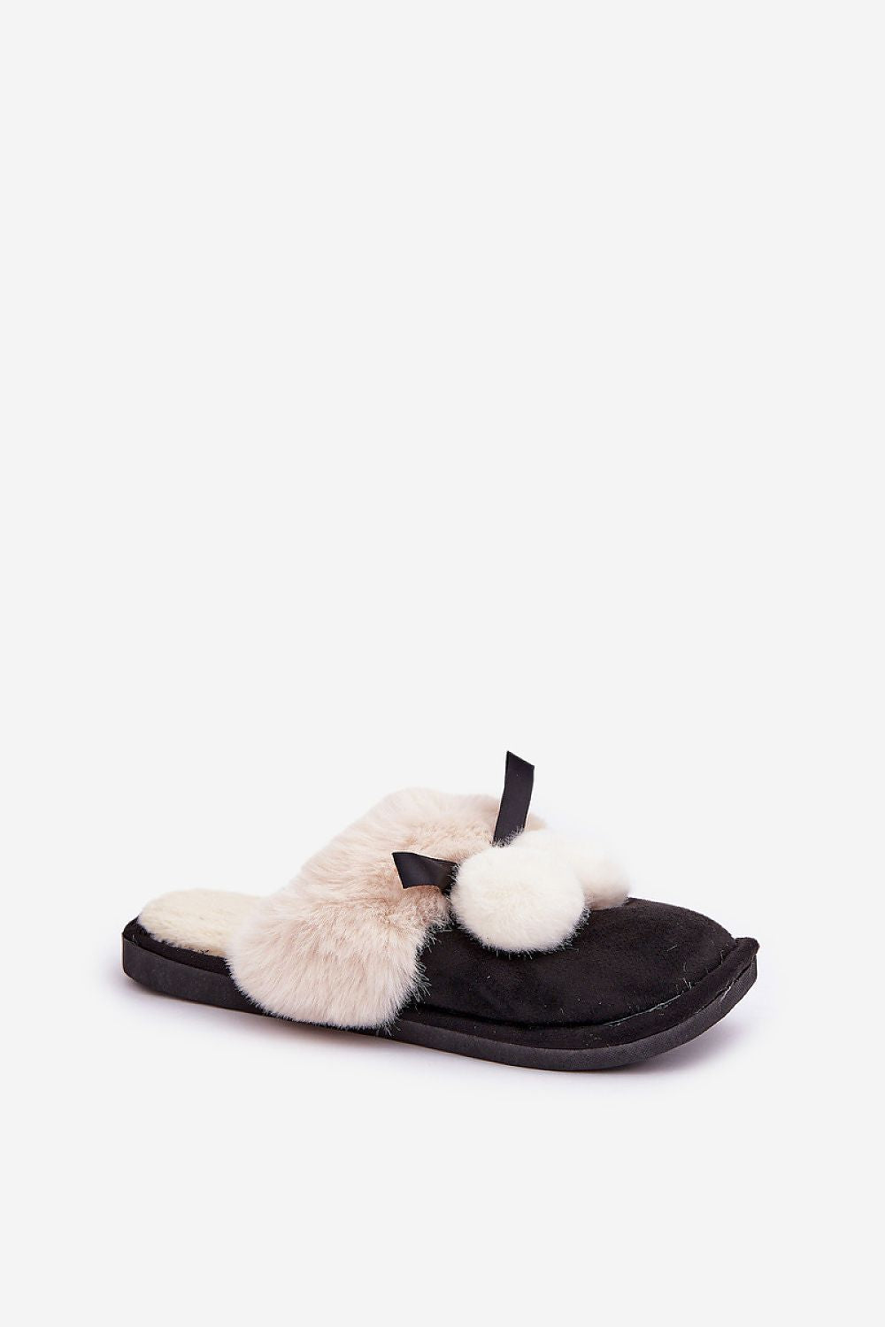 Step in Style luxury women's fur lined slippers, perfectly designed for comfort and warmth, available in EU sizes 36-41 and US sizes 5.5-10.5.