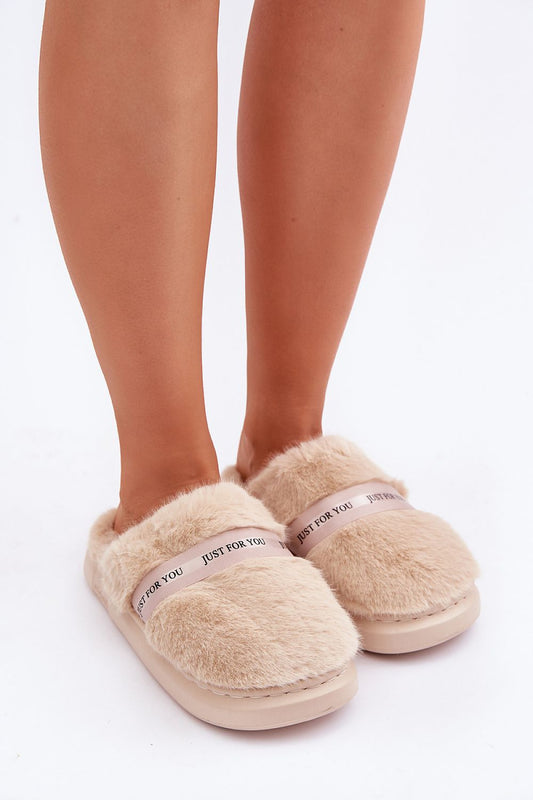 Luxury Furry Women's Slippers by Step in Style, featuring soft cozy fur, available in EU sizes 36-41 and US sizes 6-10, perfect for elegant home footwear.
