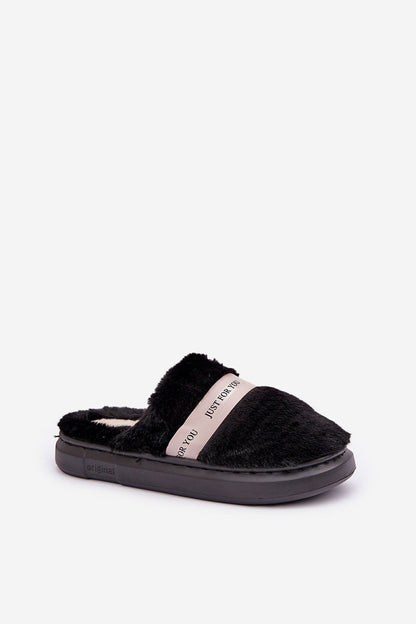 Luxury Furry Women's Slippers by Step in Style, featuring soft cozy fur and elegant design, perfect for chilly days in EU sizes 36-41 and US sizes 6-10.