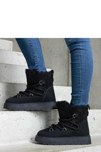 Solea Black Snow Boots For Women - Andra Platform, stylish design featuring warm lining and rubber sole, perfect for winter elegance, available in EU sizes 36-41, US 5.5-10.5.