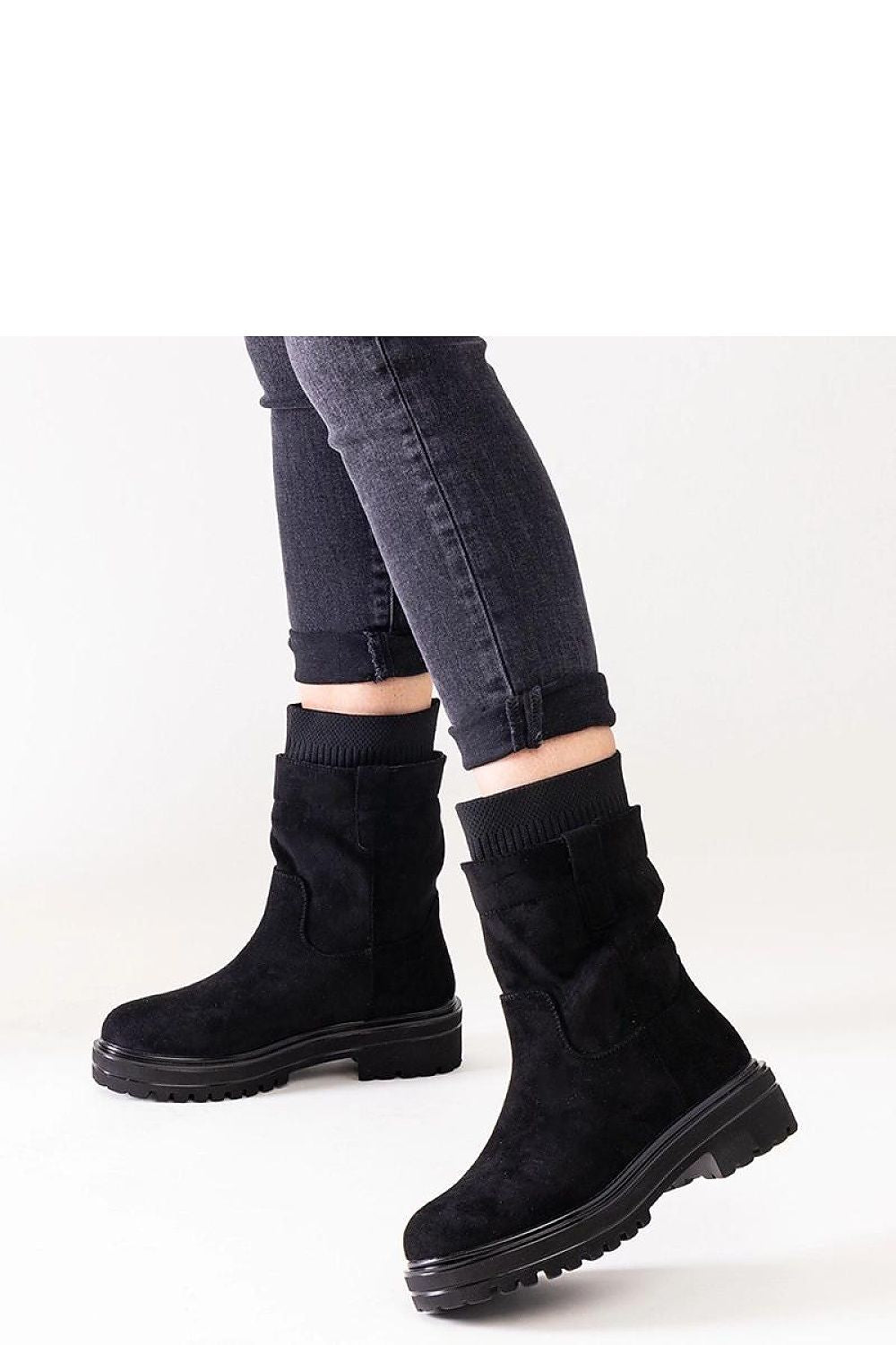 Elegant Solea Ankle Height Slip-On Boots Ralia in eco leather, showcasing stylish design and ultimate comfort, perfect for autumn and winter sophistication.