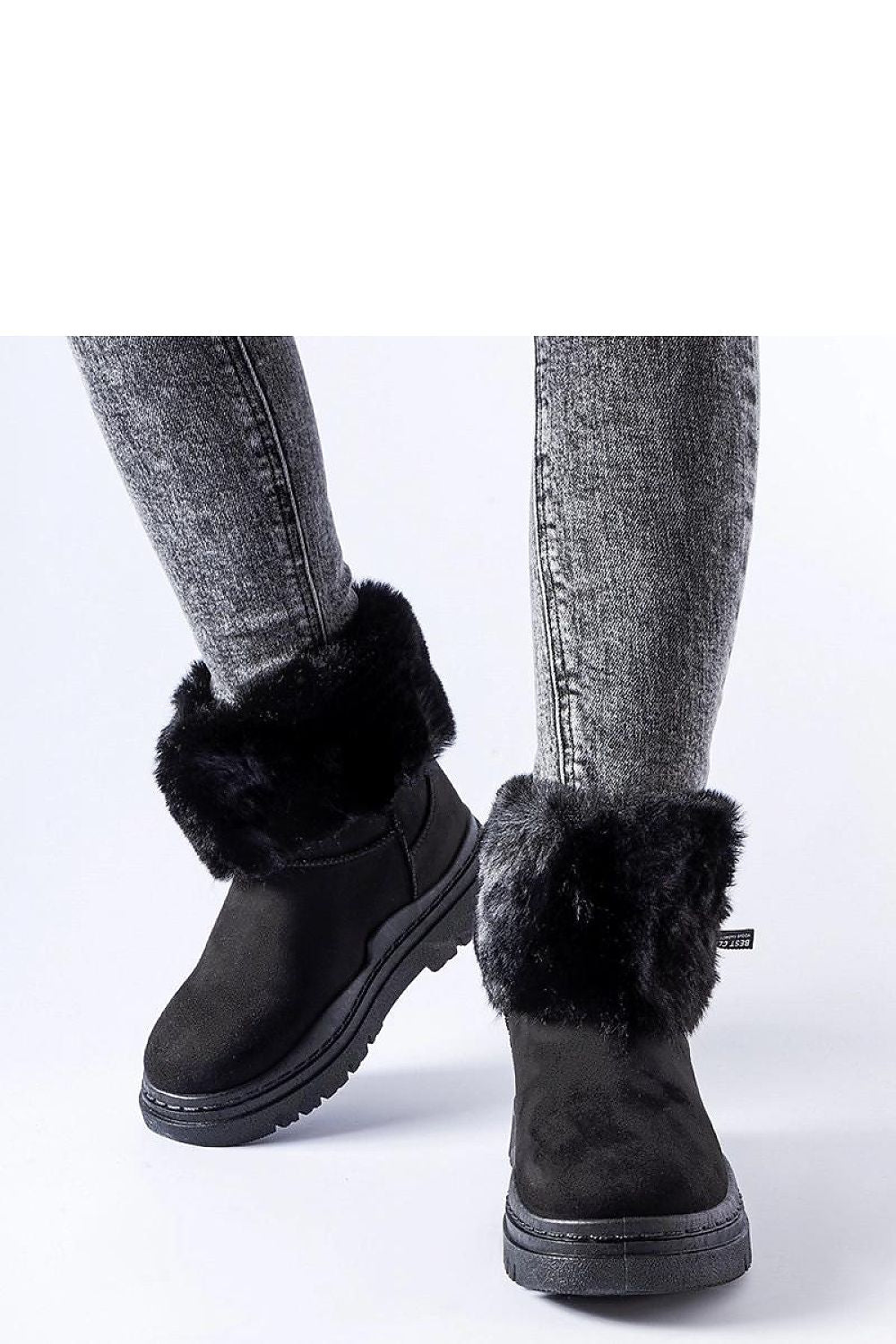 Solea Women's Black Insulated Snow Boots showcasing a stylish zipper design, ideal for luxurious winter wear. Featuring a chic round toe and premium fabric for warmth and comfort.