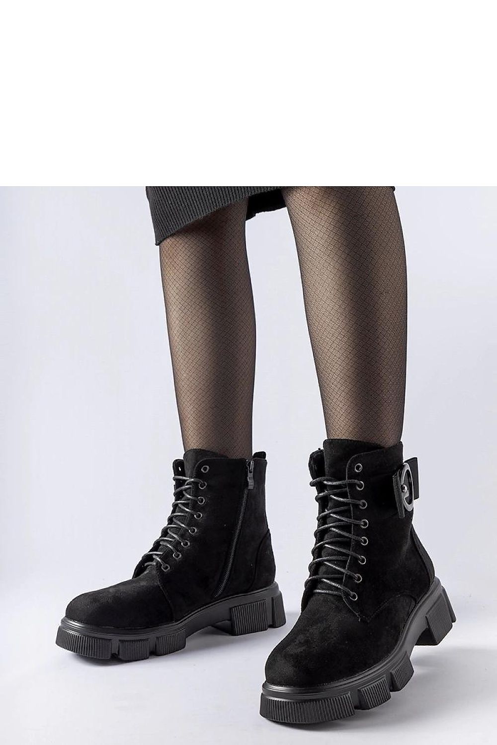 Solea Black Eco Leather Insulated Cusiano Trapery Shoes for stylish winter walks, featuring adjustable laces and a fashionable round toe.