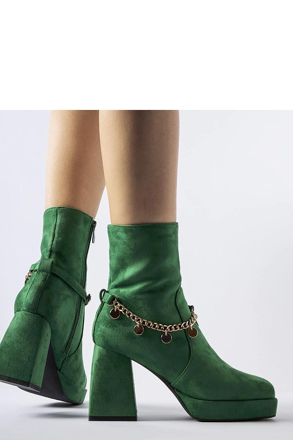 Chic Solea Ankle Boots in green, showcasing Saviore Pendant detail, designed for both style and functionality for discerning shoe lovers.